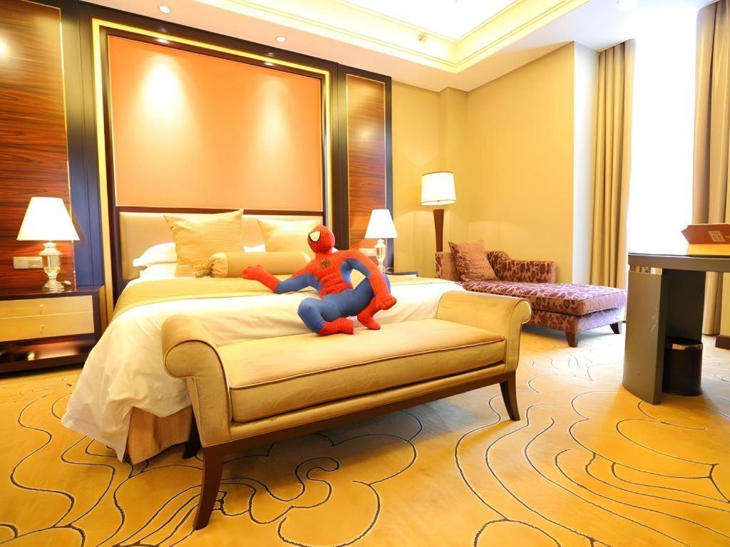 Royal Tulip Hotel Zhujiajiao שנגחאי מראה חיצוני תמונה